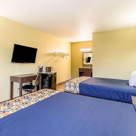 Rodeway Inn Fairgrounds-Casino Tampa Kültér fotó