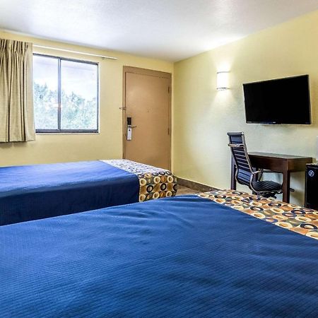 Rodeway Inn Fairgrounds-Casino Tampa Kültér fotó
