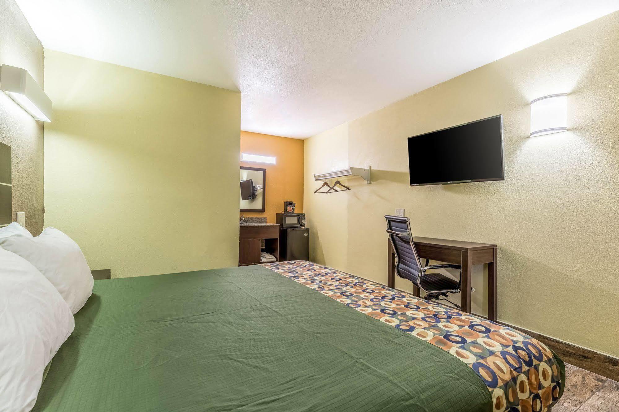 Rodeway Inn Fairgrounds-Casino Tampa Kültér fotó
