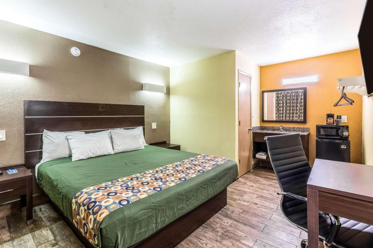 Rodeway Inn Fairgrounds-Casino Tampa Kültér fotó